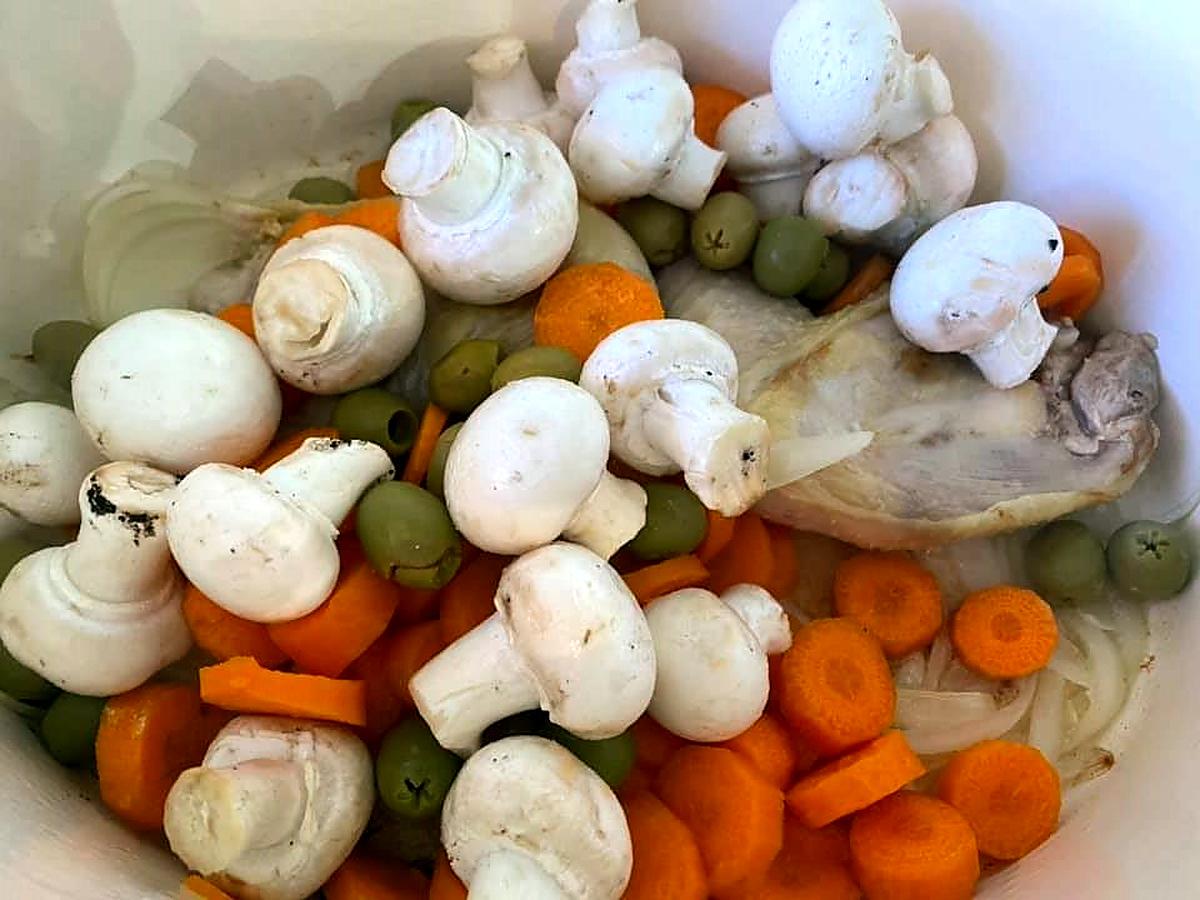 recette CUISSES DE POULET AUX LÉGUMES FRAIS