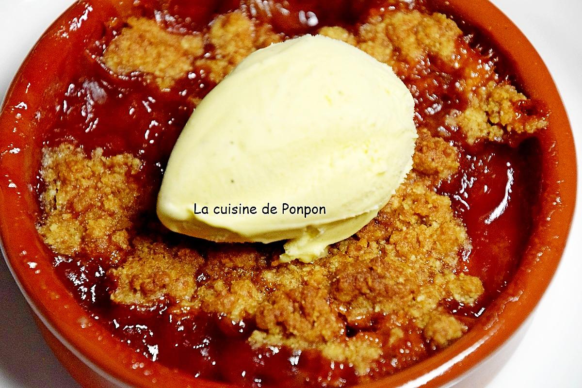 recette Crumble de pomme et prune parfumé au patxaran