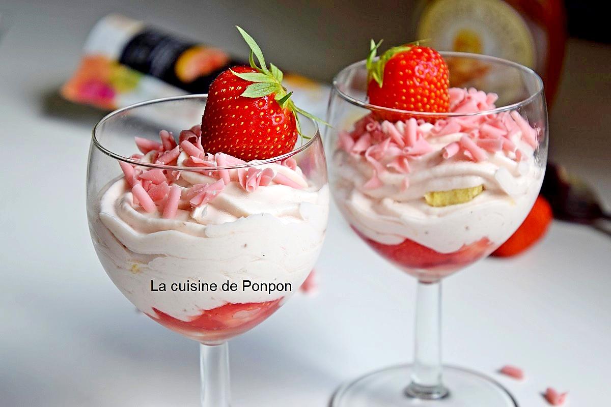 recette Mousse aux fraises et chocolat blanc, sans oeufs