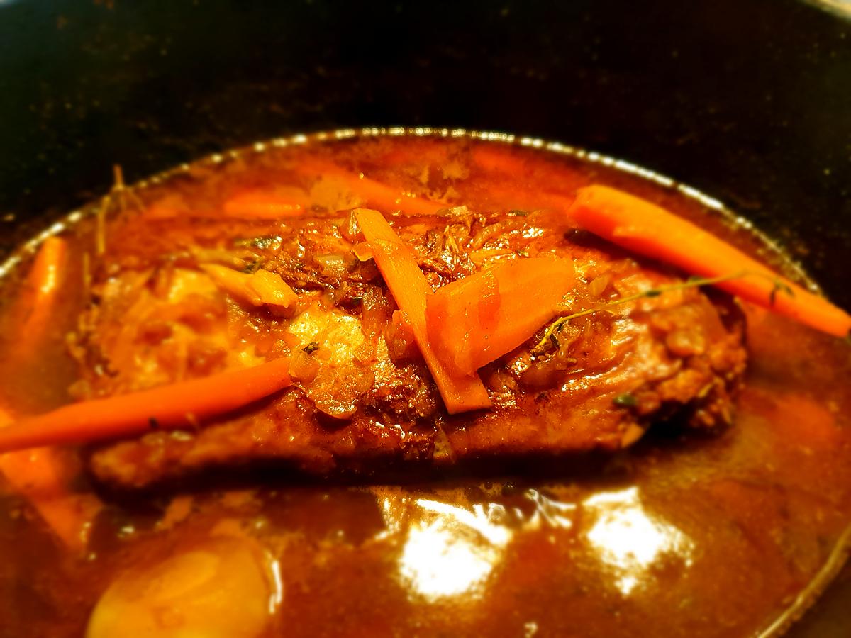 recette Rôti haché  carottes et  sa sauce (pain de viande )