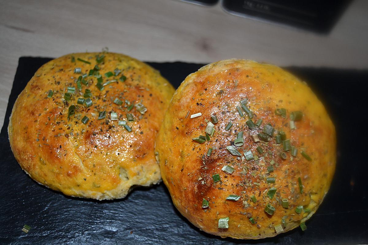 recette Mes Petits Pains Burger ( au parmesan , basilic et origan )