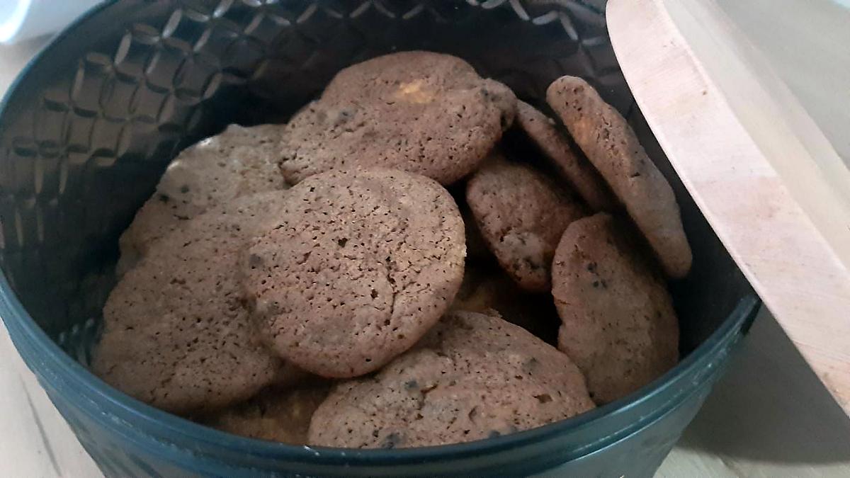 recette Biscuits sec au chocolat ( Antigaspi )