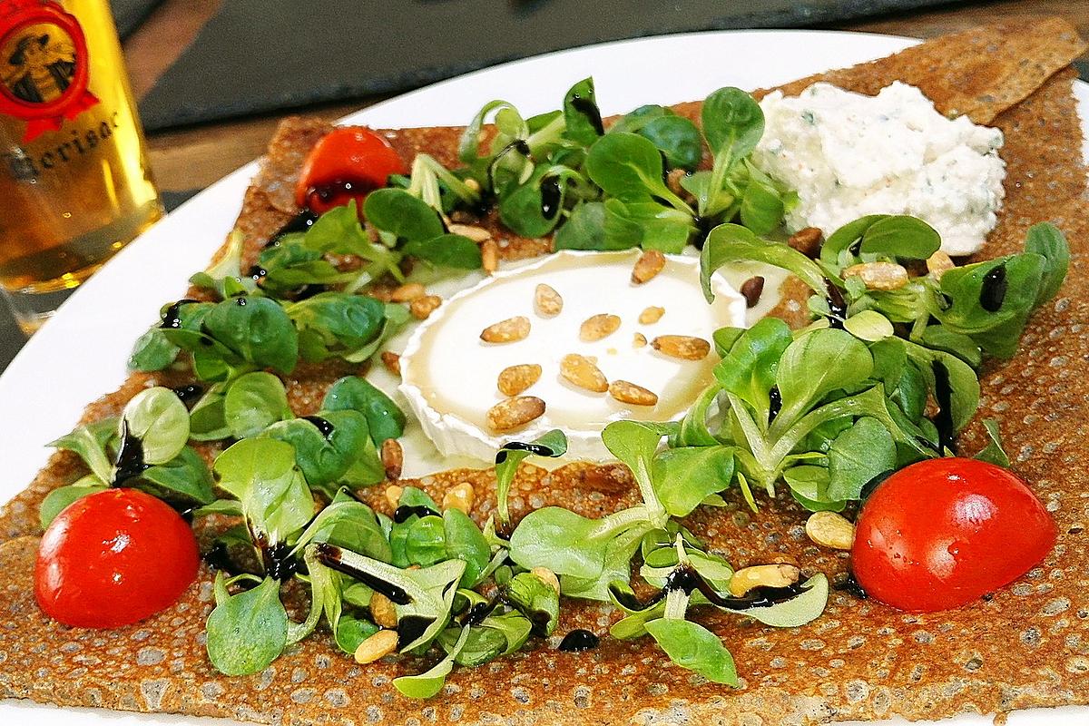 recette Galette bretonne de sarrasin (ou blé noir) au deux fromages de chèvre