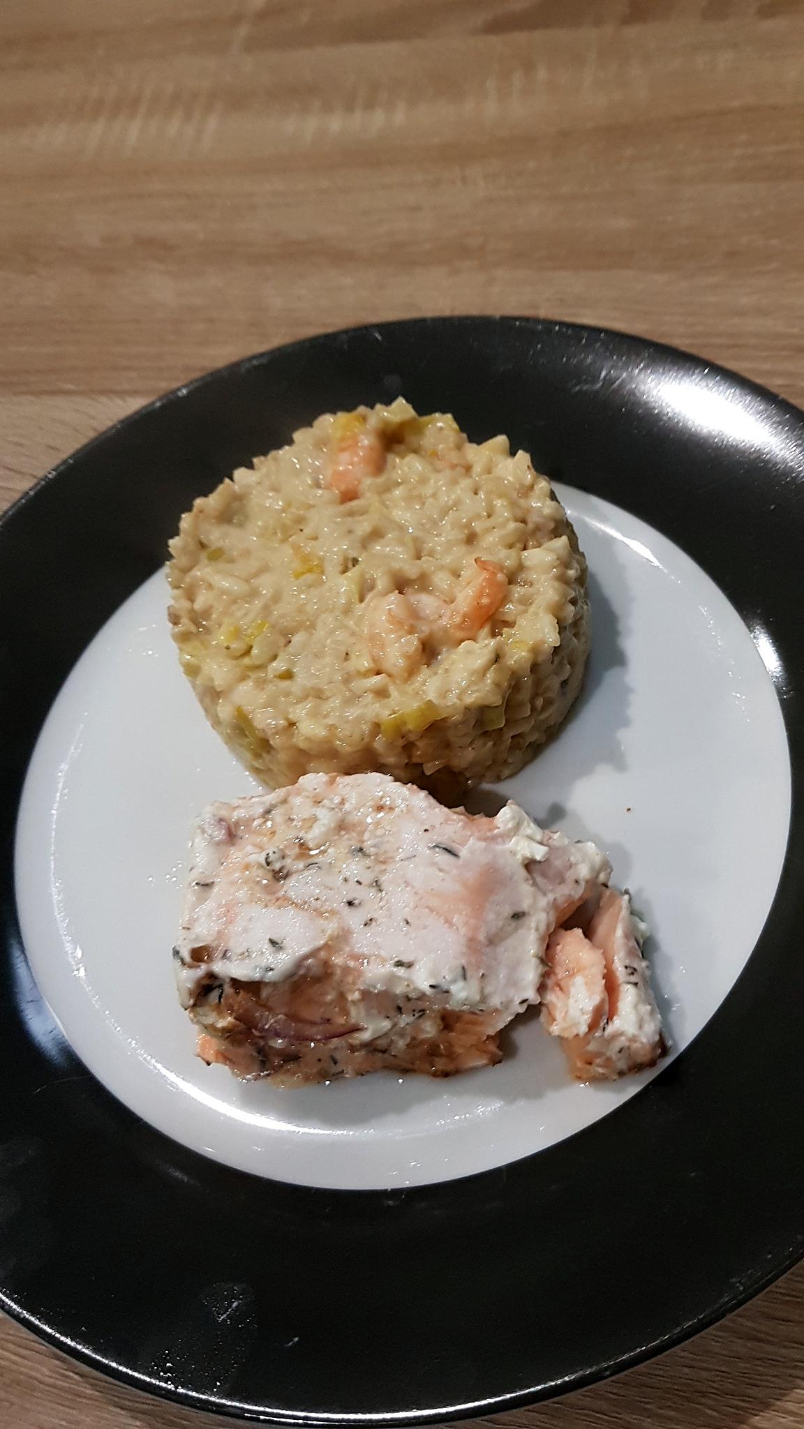 recette Risotto poireaux crevettes et son pavé de saumon en papillote