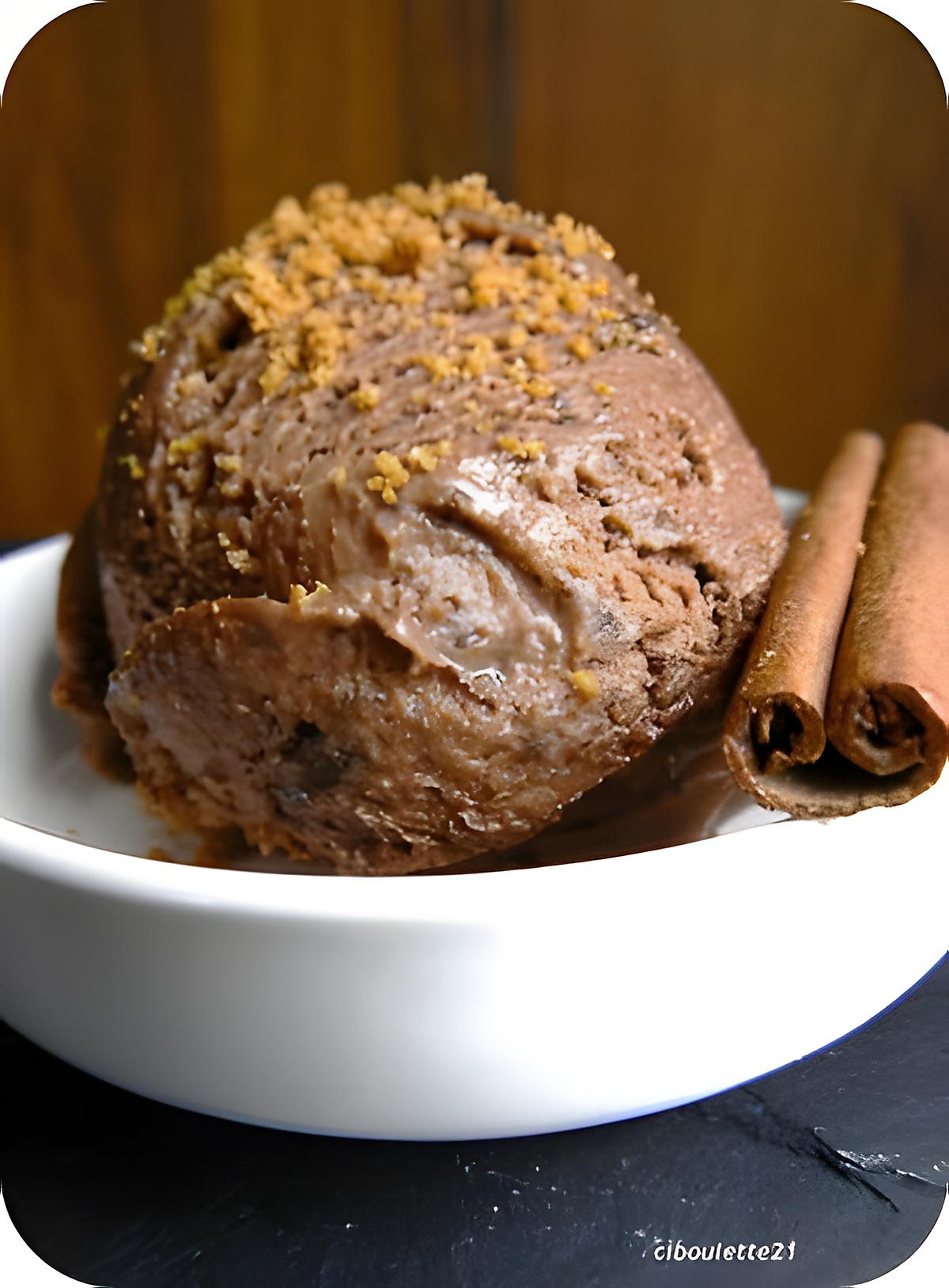 recette GLACE AU CHOCOLAT NOIR ET AUX EPICES ... CANNELLE, GINGEMBRE, MUSCADE