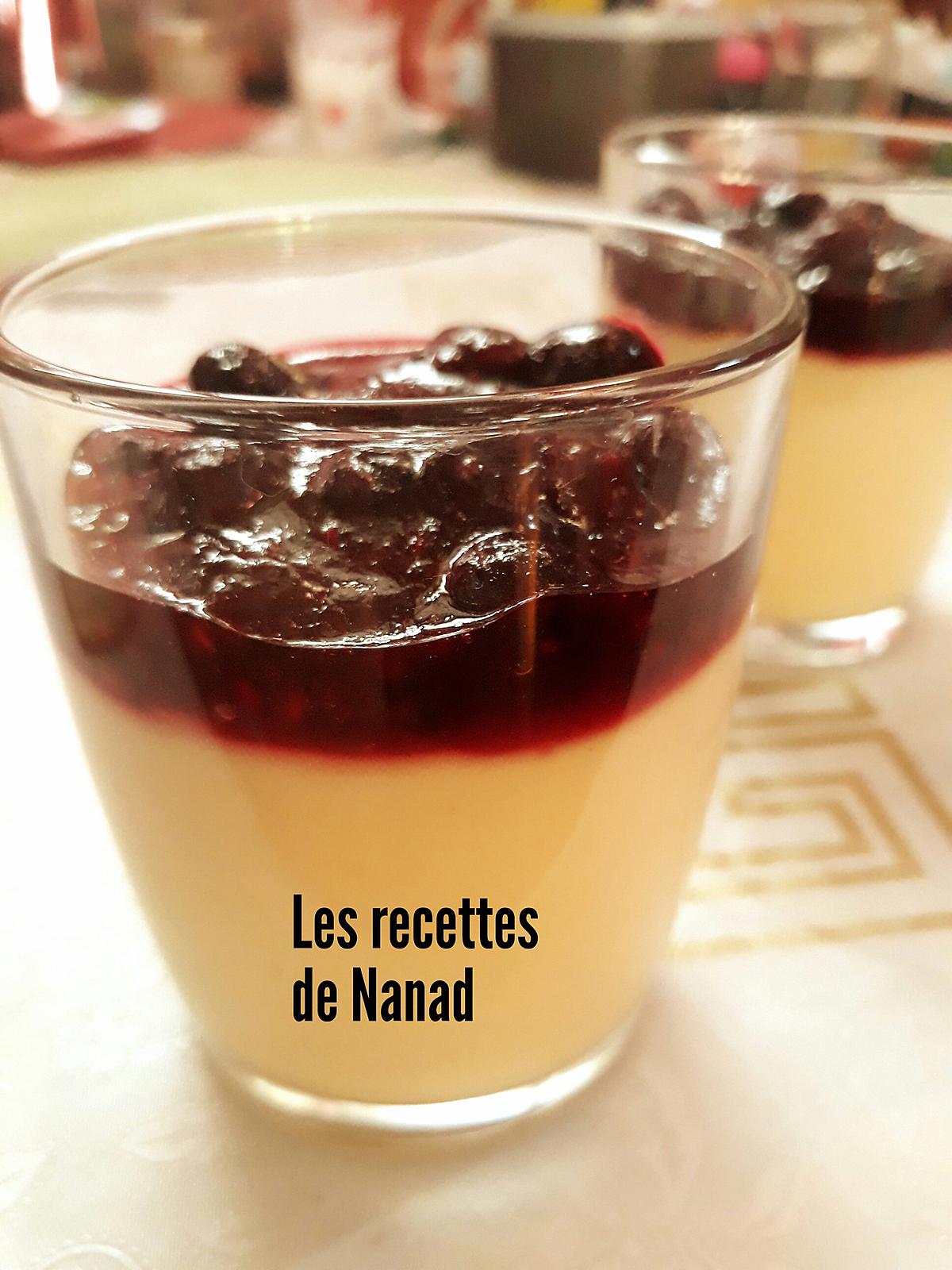 recette Crème custard au lait de coco et sa compote de fruits rouges