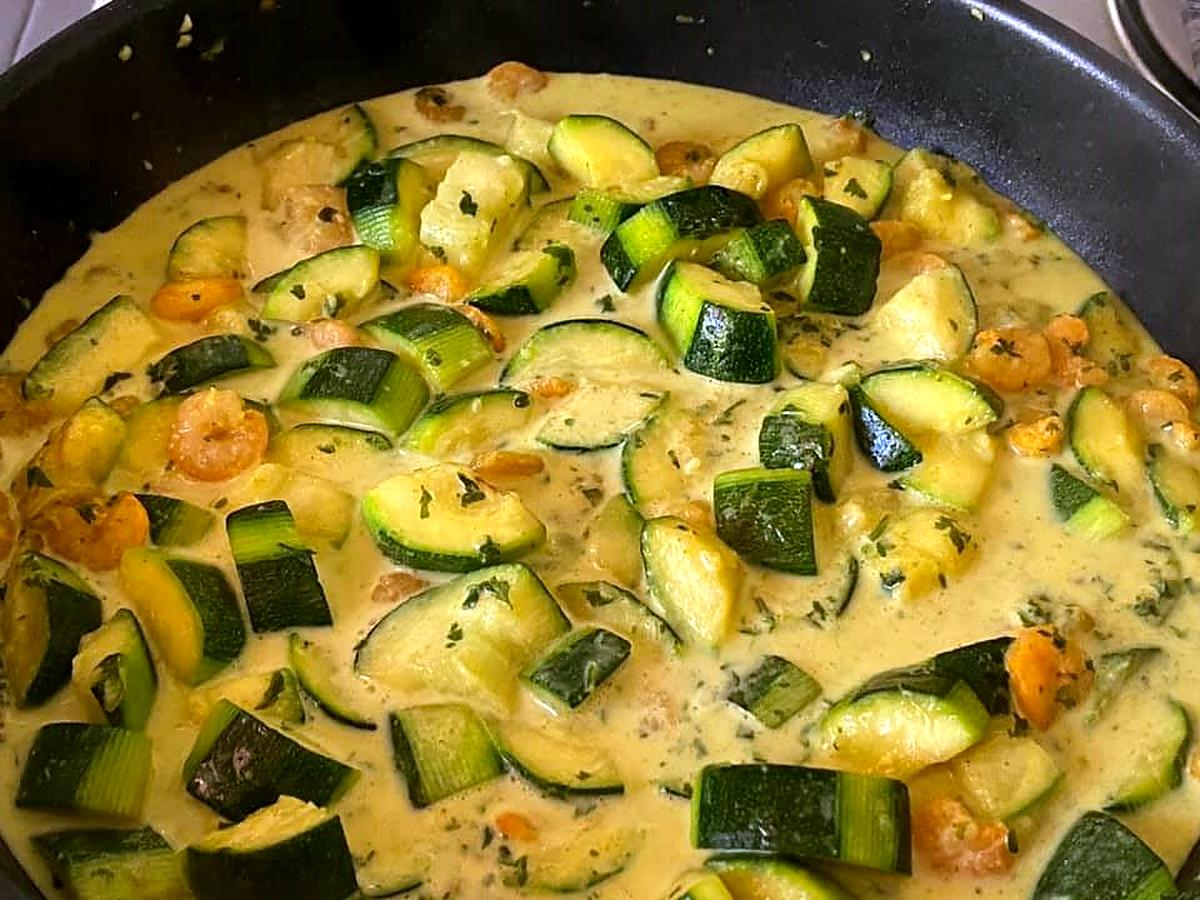 recette CURRY DE CREVETTES aux COURGETTES