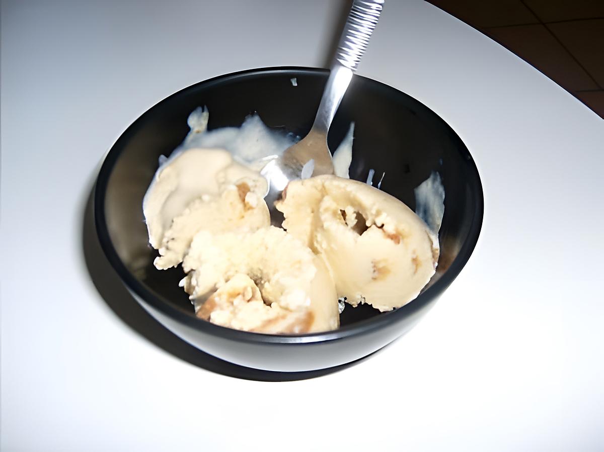 recette Crème glacée au chocolat blanc et aux spéculoos