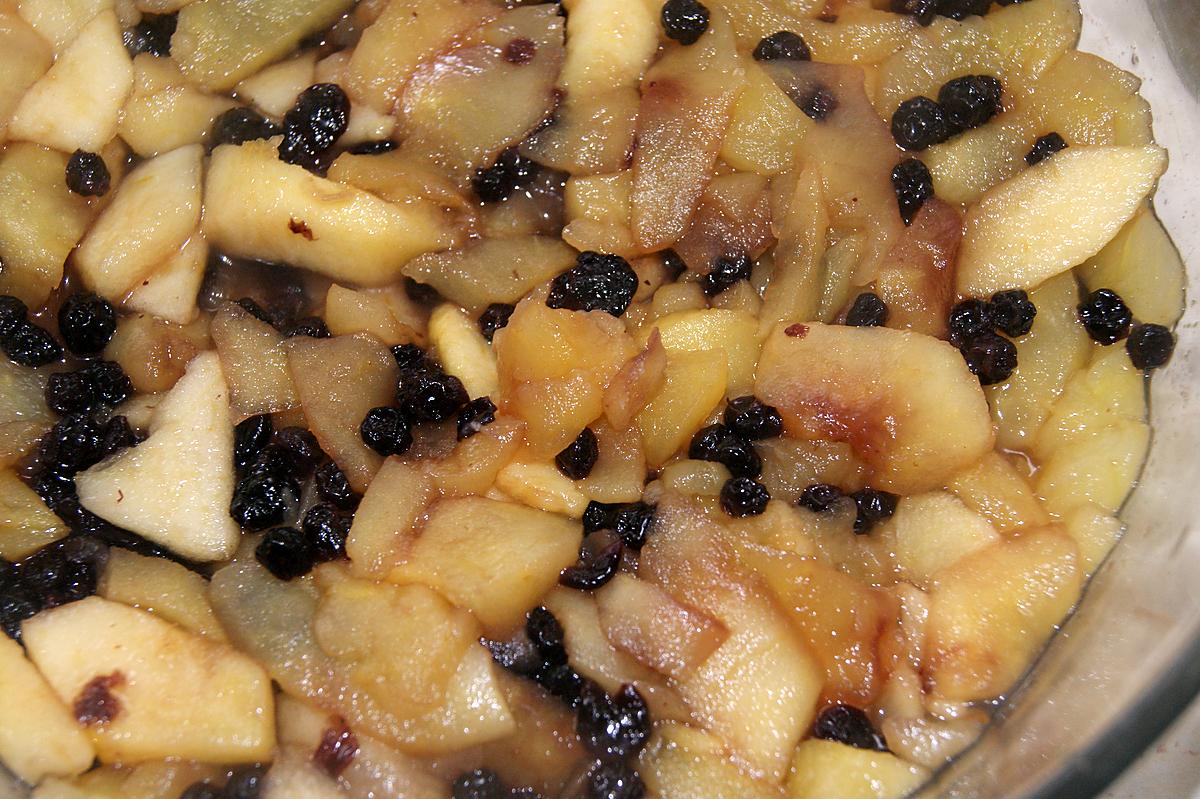 recette Crumble aux pommes et aux myrtilles, au calvados.