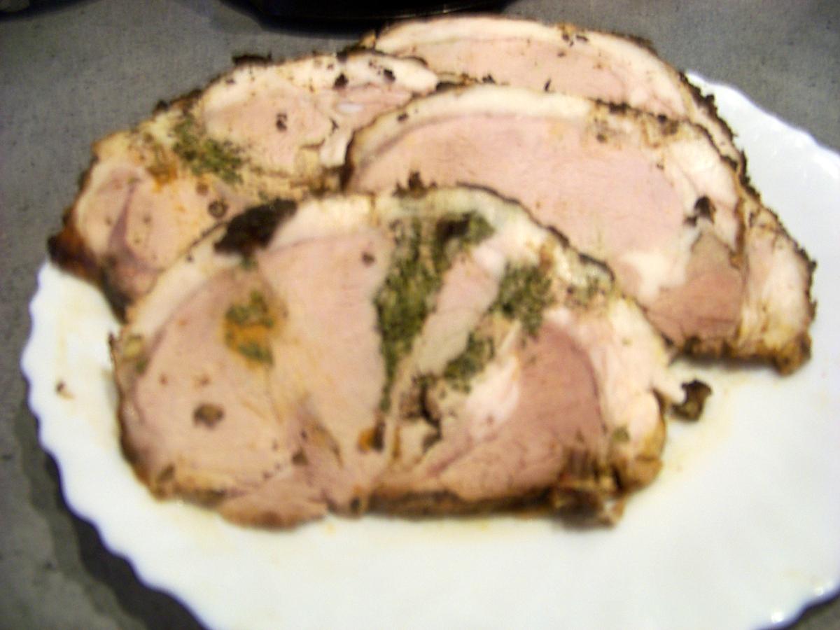 recette Rôti de porc farci aux herbes