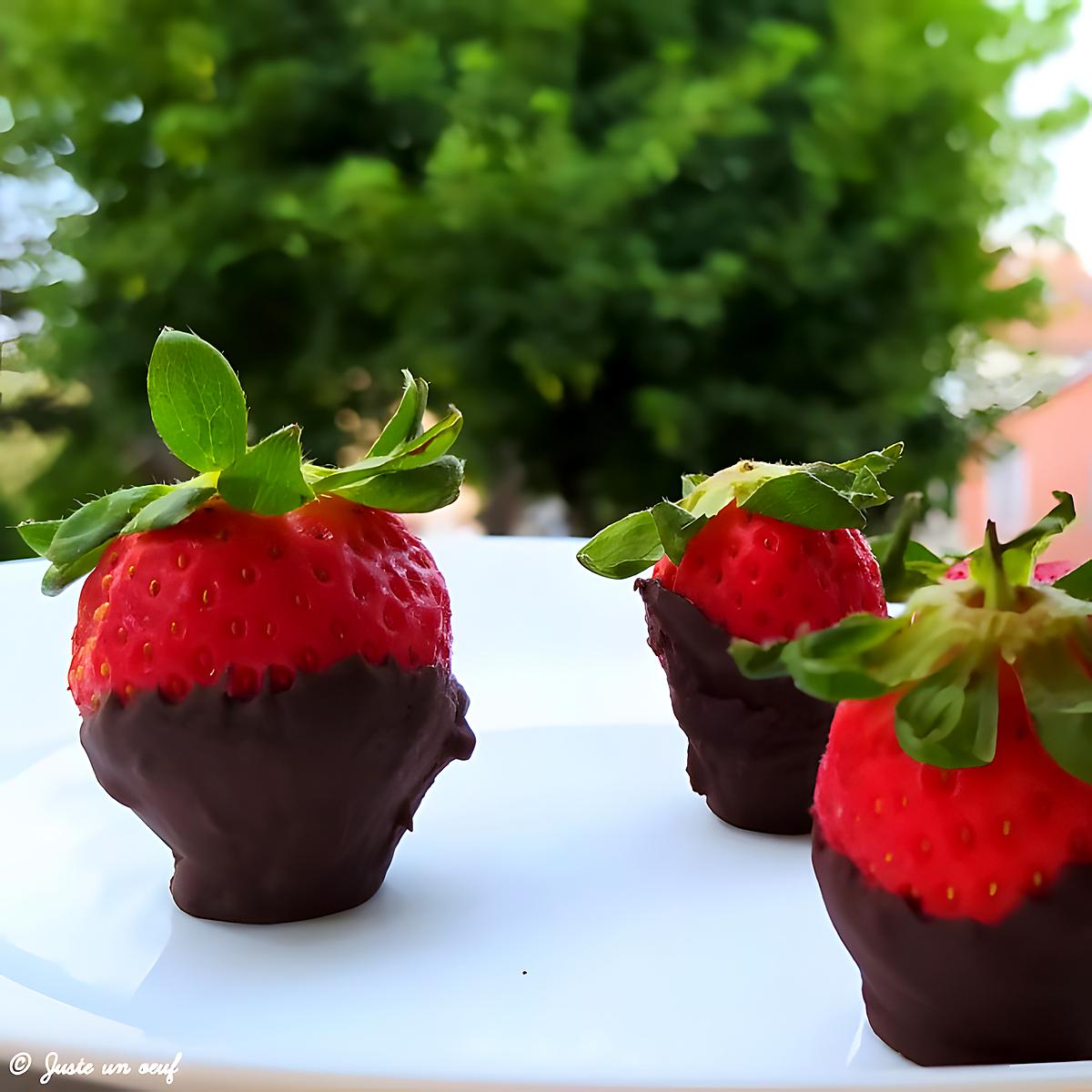 recette Fraises en robe de chocolat