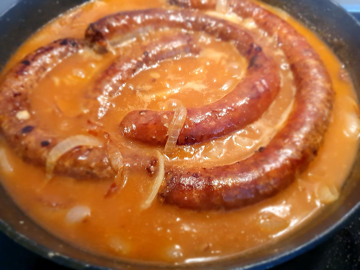 recette Saucisse à Rôtir sauce à l'oignon