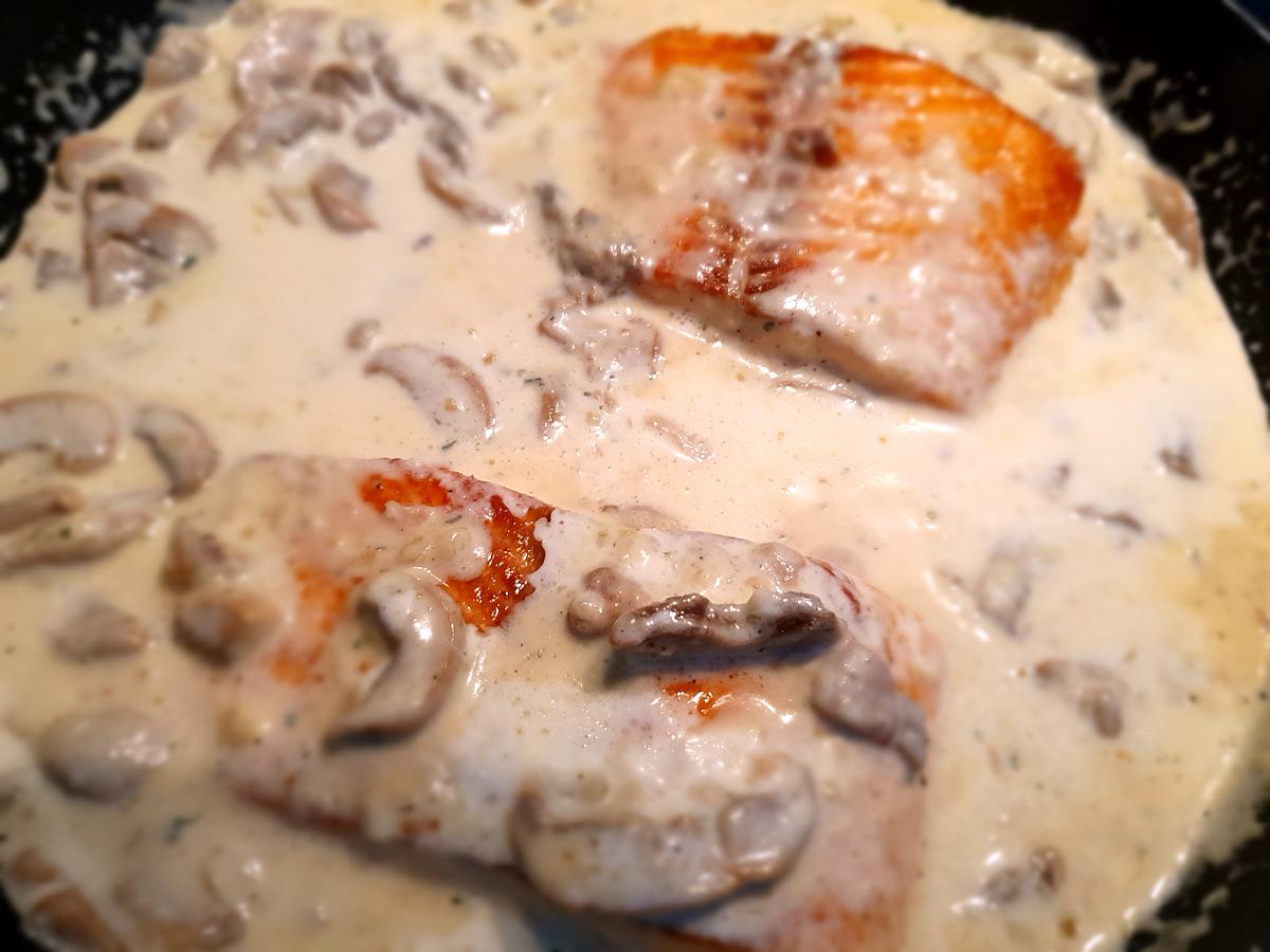 recette Pavés de Saumon  sauce aux Champignons