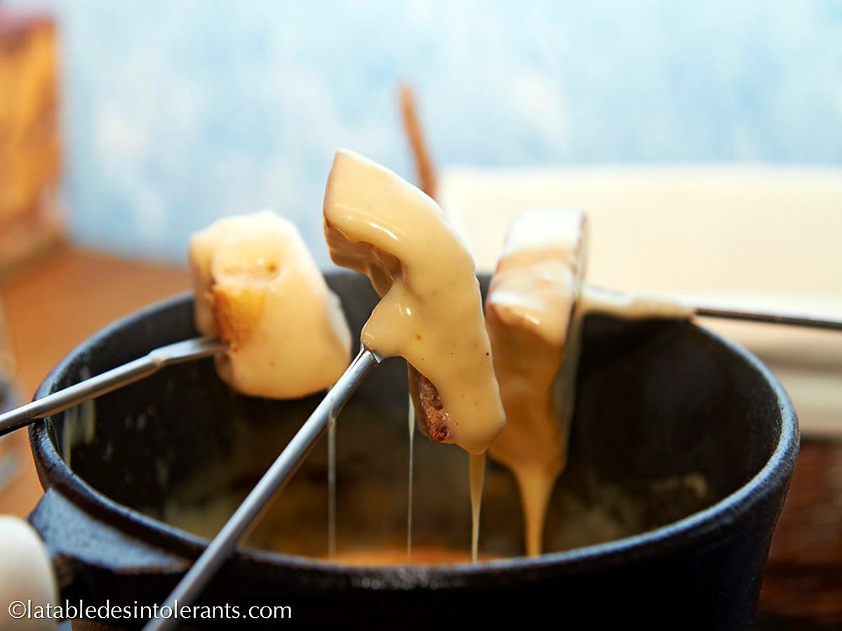 recette FONDUE SAVOYARDE sans gluten ni lactose