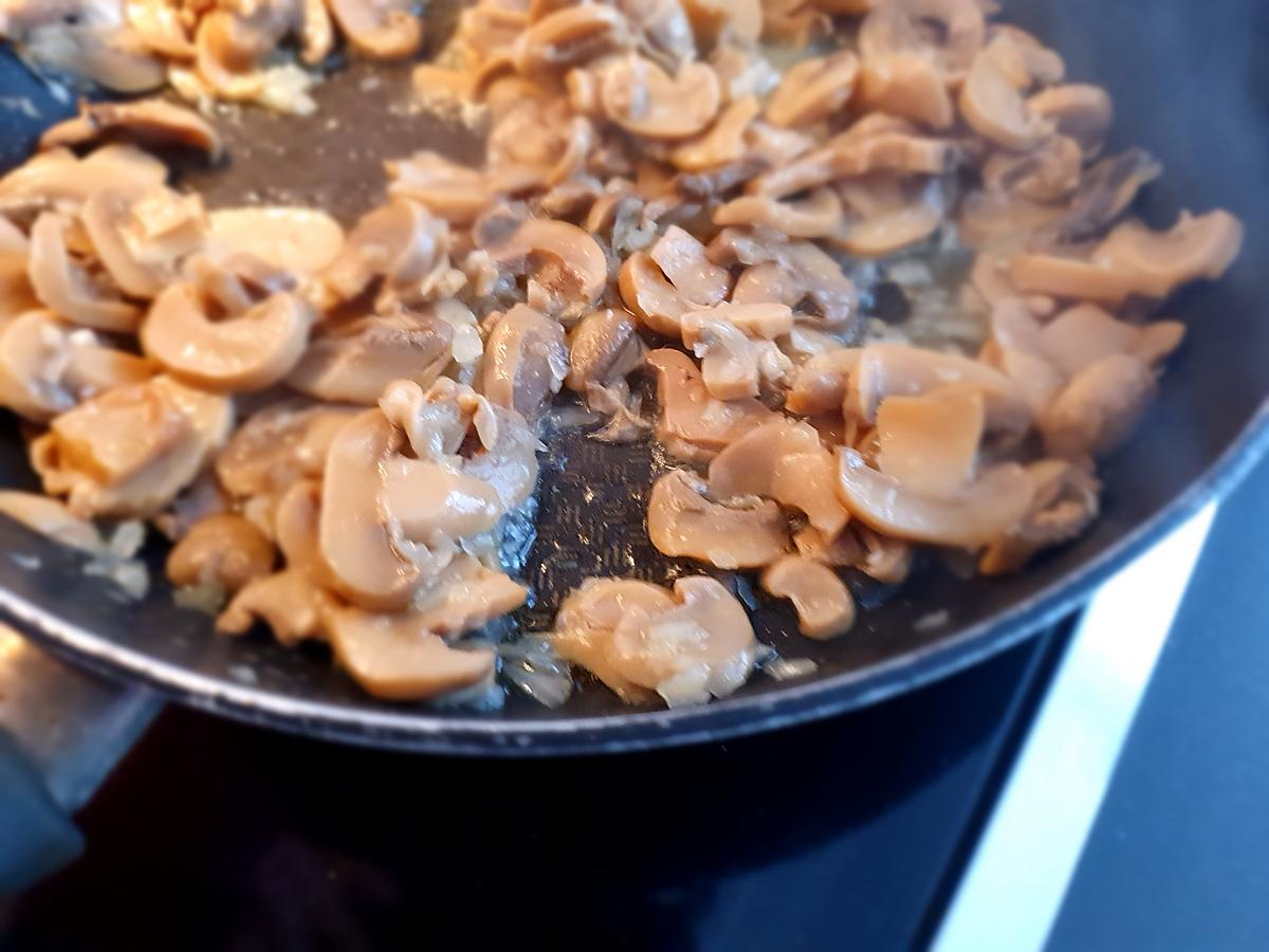 recette Emincé de poulet curry et champignons