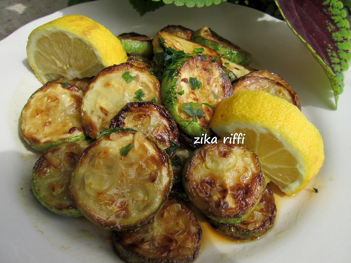 recette Jraywet mcharmla tawm w karess- Courgettes à la charmoula ail et citron- Terroir bônois