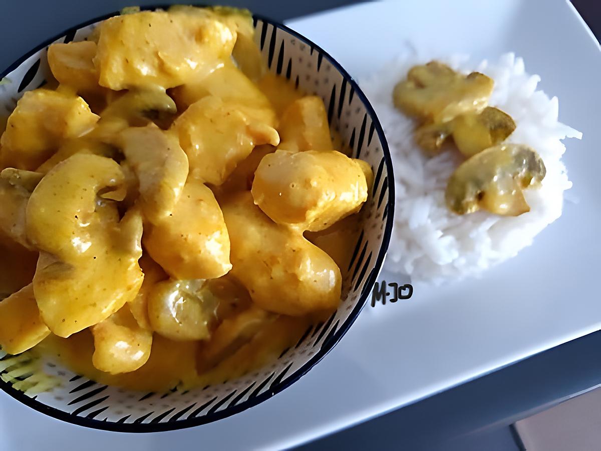 recette Emincé de poulet curry et champignons