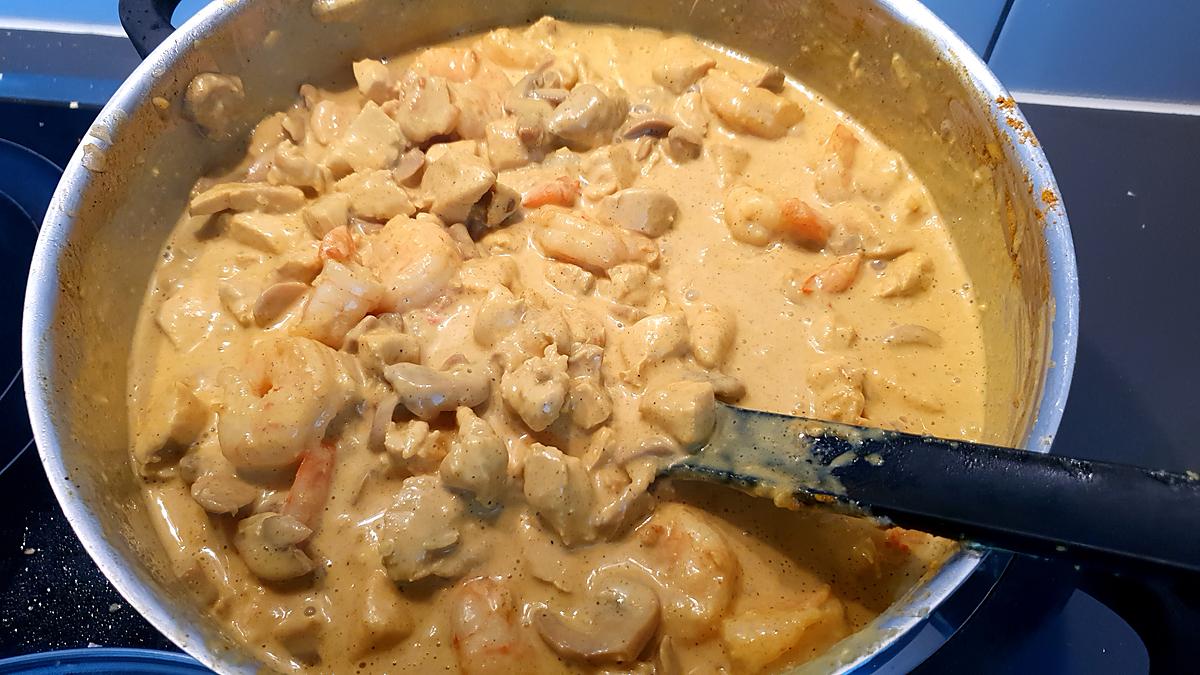 recette Curry de poulet à l'ananas et champignons