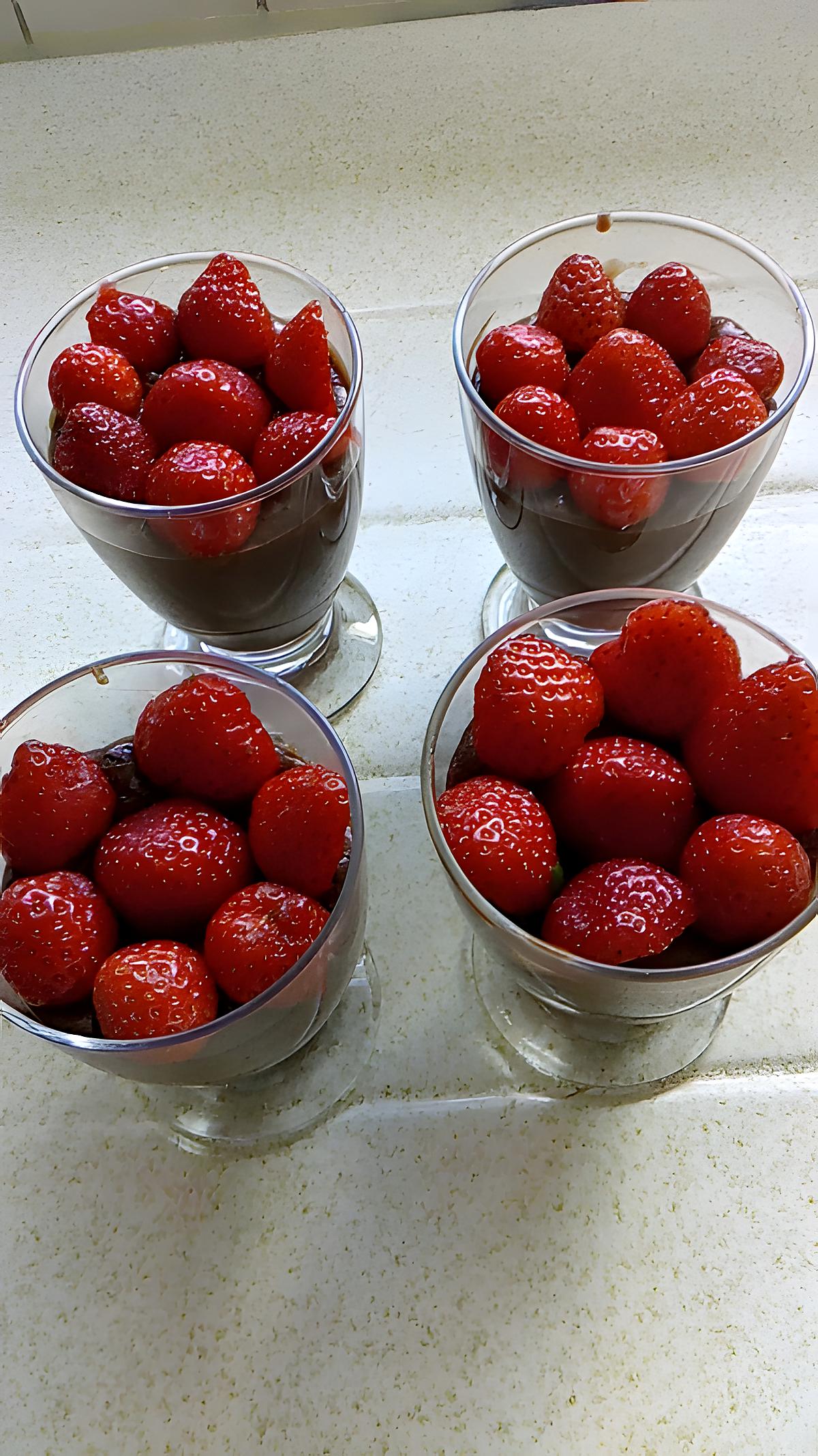 recette fraise marat sur mousse au toblerone