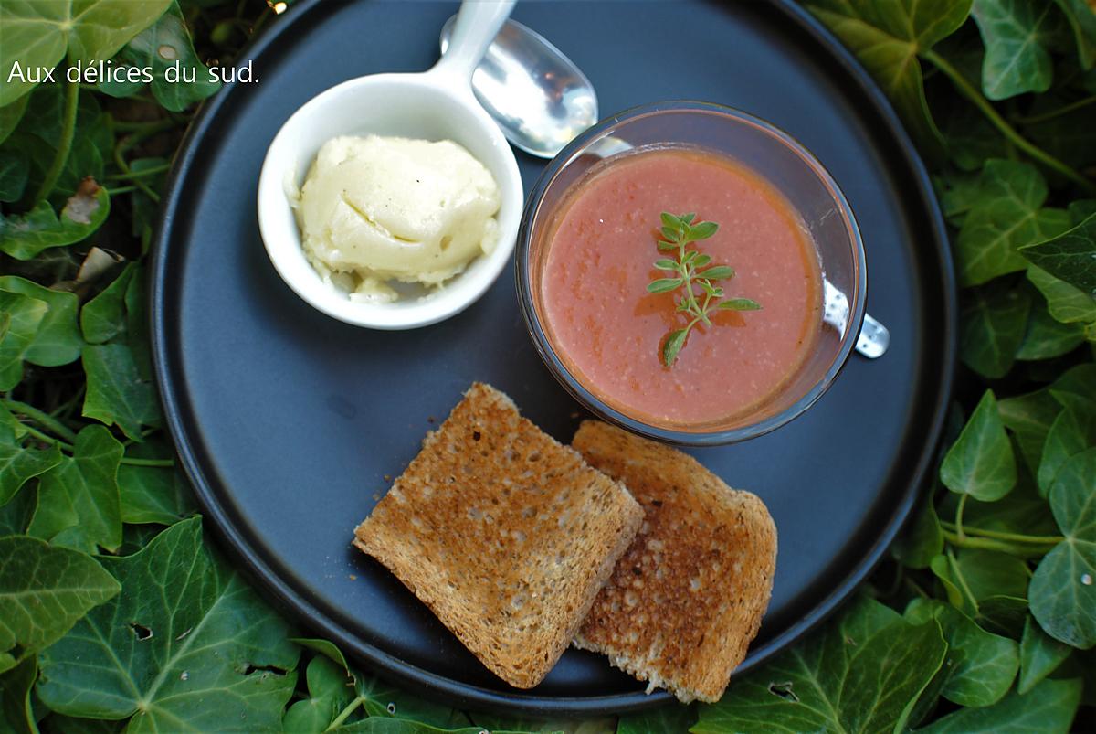 recette Gaspacho aux tomates à l'aïoli .