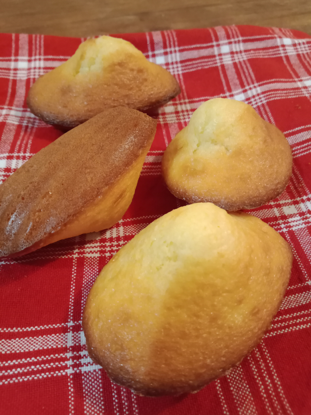 recette Madeleines aux citrons (de Cyril Lignac)