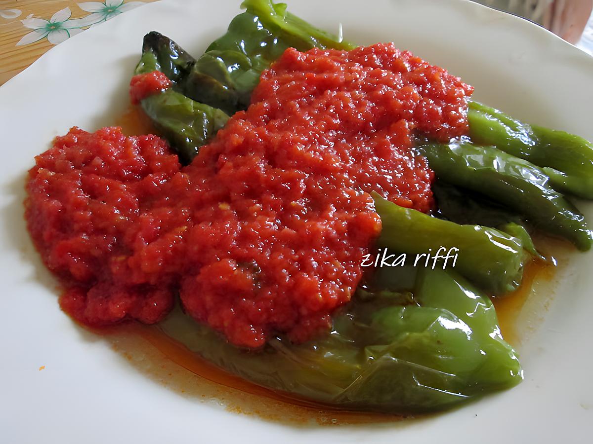 recette POIVRONS FRITS ( FELFEL HLOU MAKLI ) A LA FONDUE DE TOMATES A LA BÔNOISE- CUISINE DE L'ETE