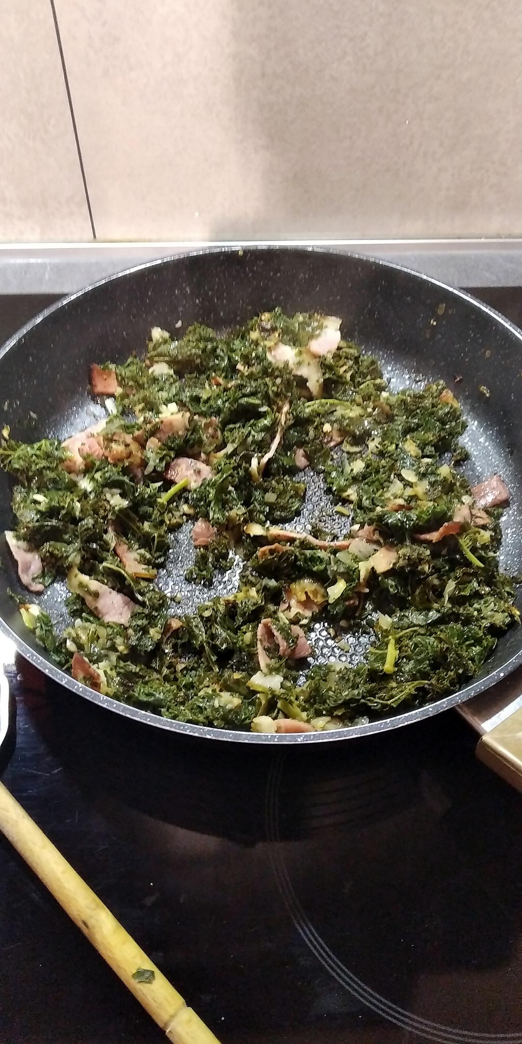 recette Œufs brouillés au chou kale