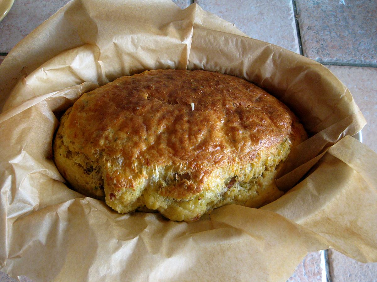 recette Cake au poulet, tomates séchées et estragon