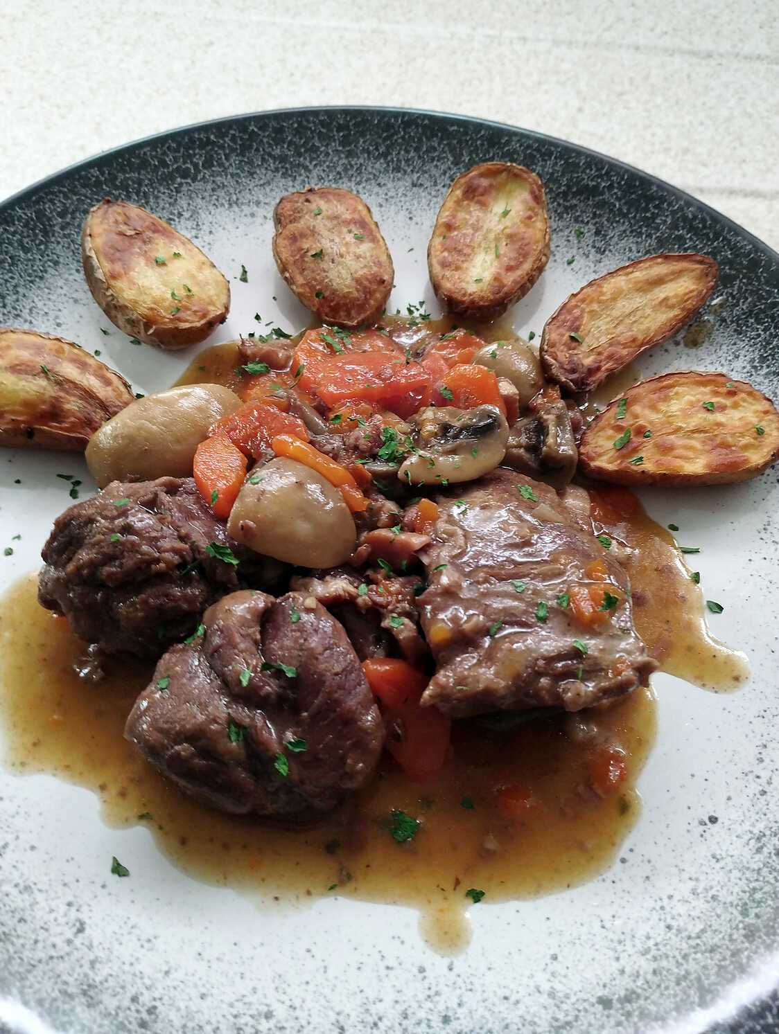 Recette de Sauté de chevreuil au vin blanc au cookéo