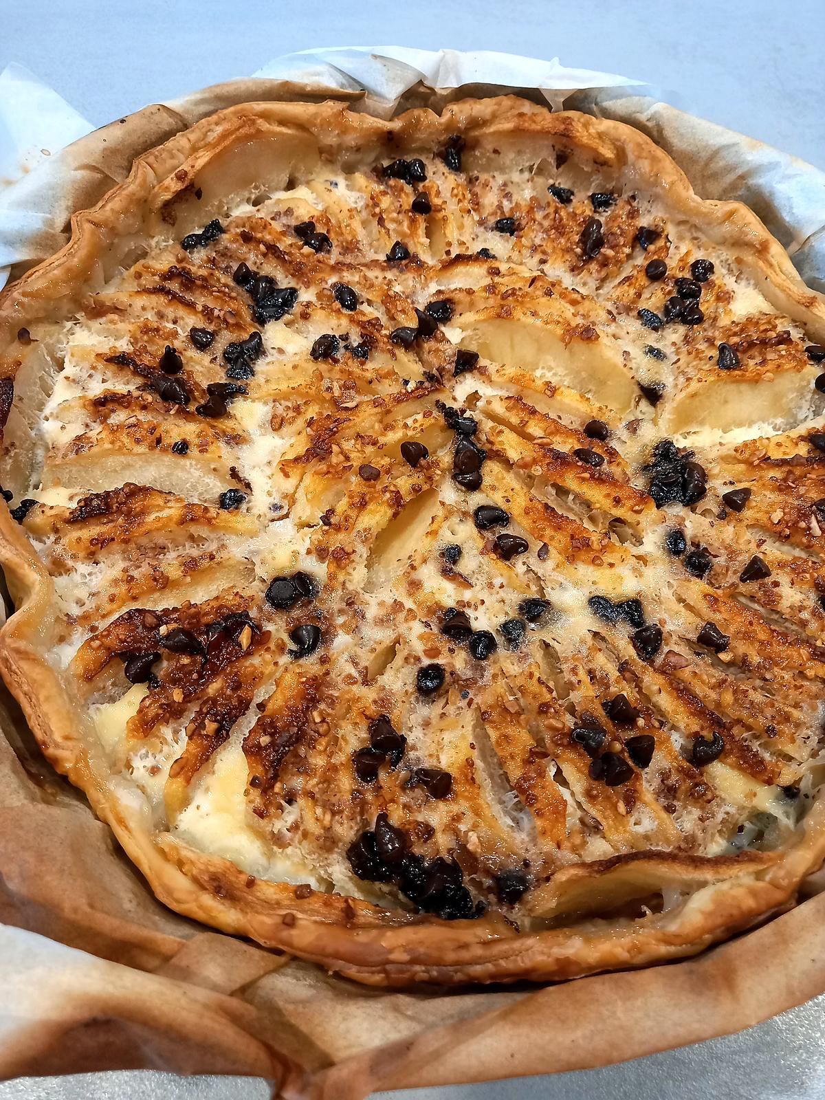 recette Tarte aux pommes pralinées et pépites de chocolat