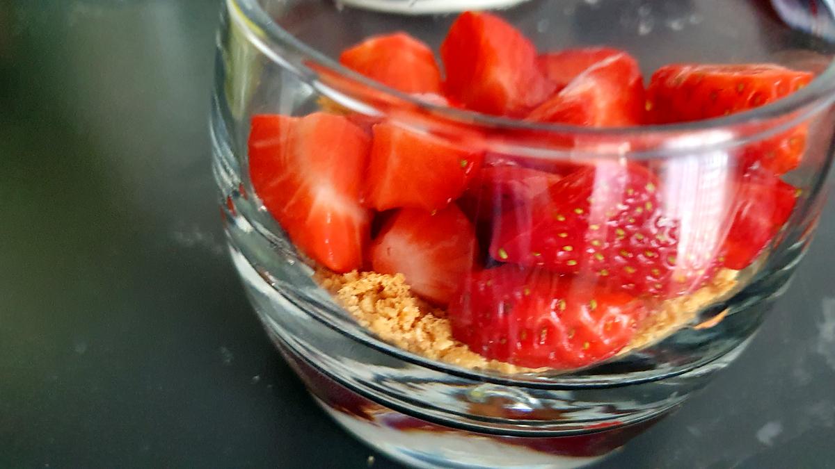 recette Coupe fraises coulis et chantilly