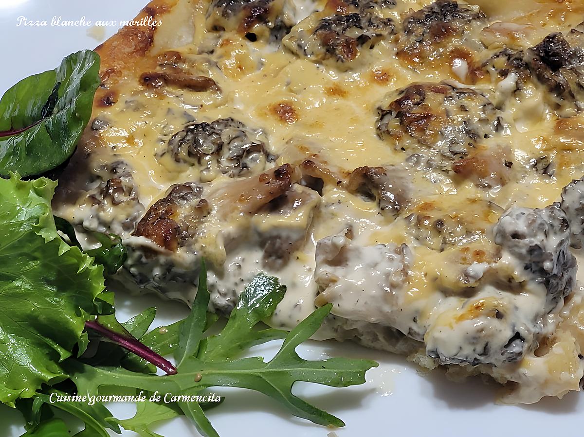 recette Pizza blanche aux morilles rousses