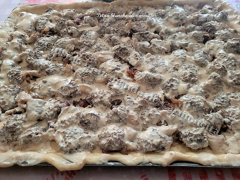 recette Pizza blanche aux morilles rousses