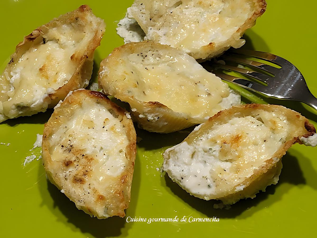 recette Gratin de pâtes Conchiglioni farcies au fromage ail et fines herbes