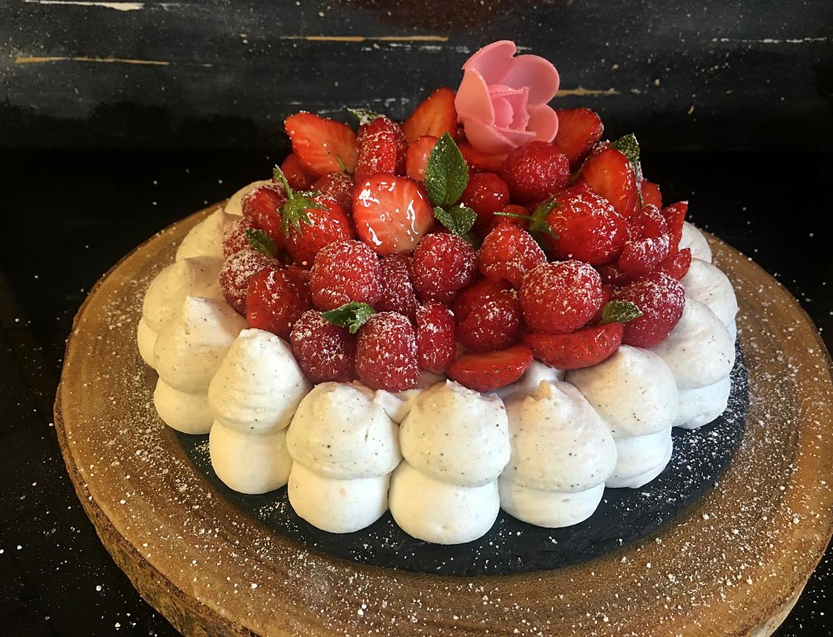 recette PAVLOVA FRAISE & FRAMBOISE