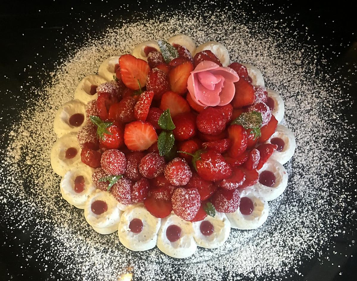 recette PAVLOVA FRAISE & FRAMBOISE