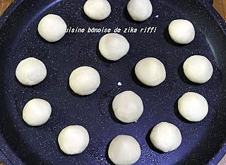 recette AUTHENTIQUE GHRAÏBA TRADITIONNELLE BÔNOISE