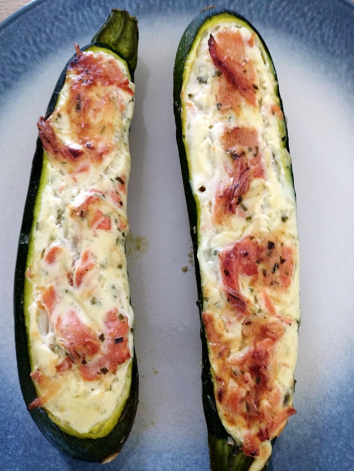 recette courgette farcie fromage ail et fine herbes et truite fumé