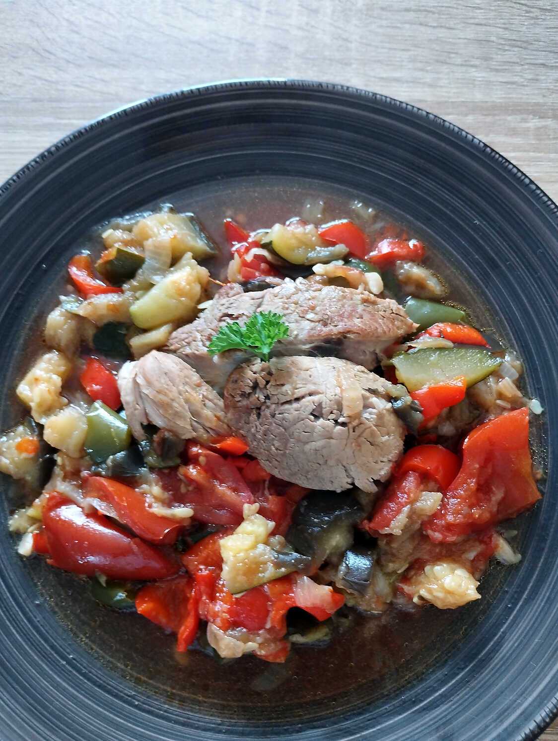 Recette de Rouelle de porc a la provençale au cookéo