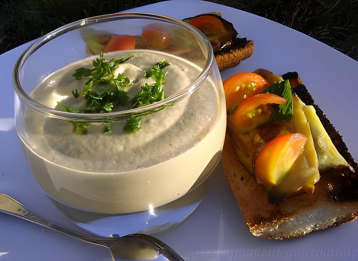 recette Velouté d'aubergines glacé à la féta et basilic