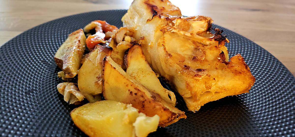 recette Morue au four avec poivrons oignons et pommes de terre