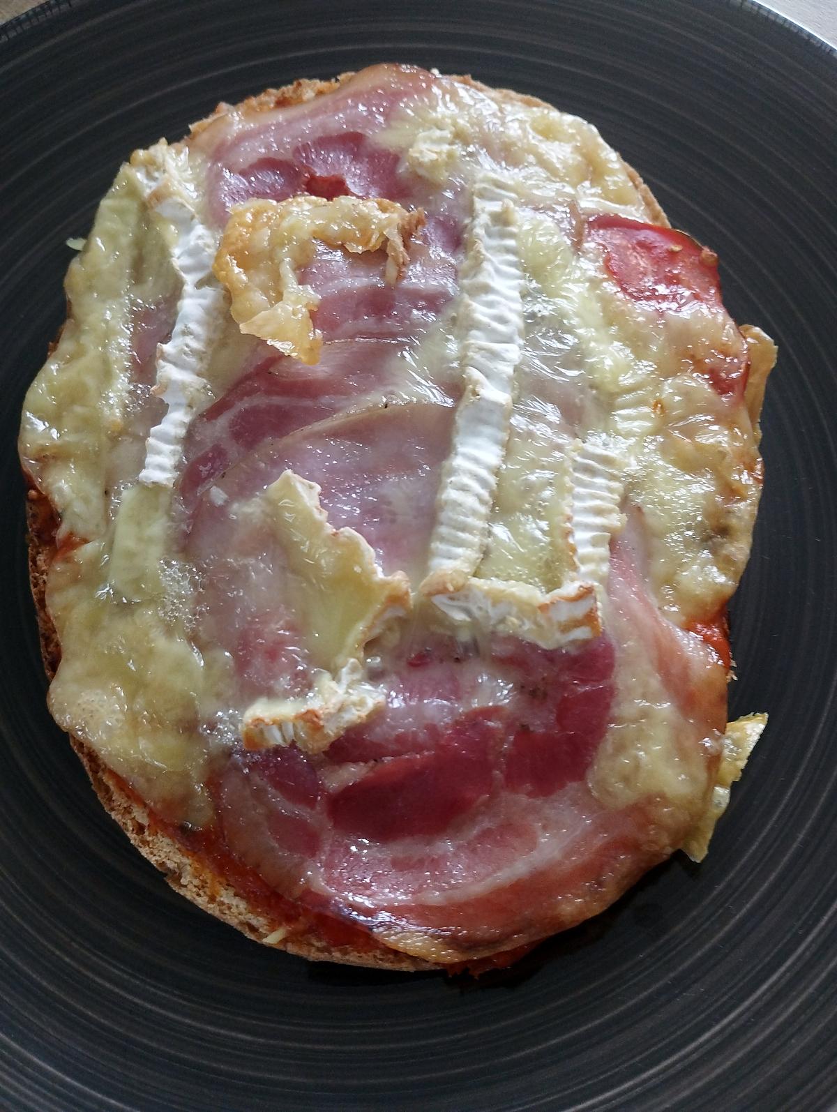 recette bruschetta tomate pancetta au camembert