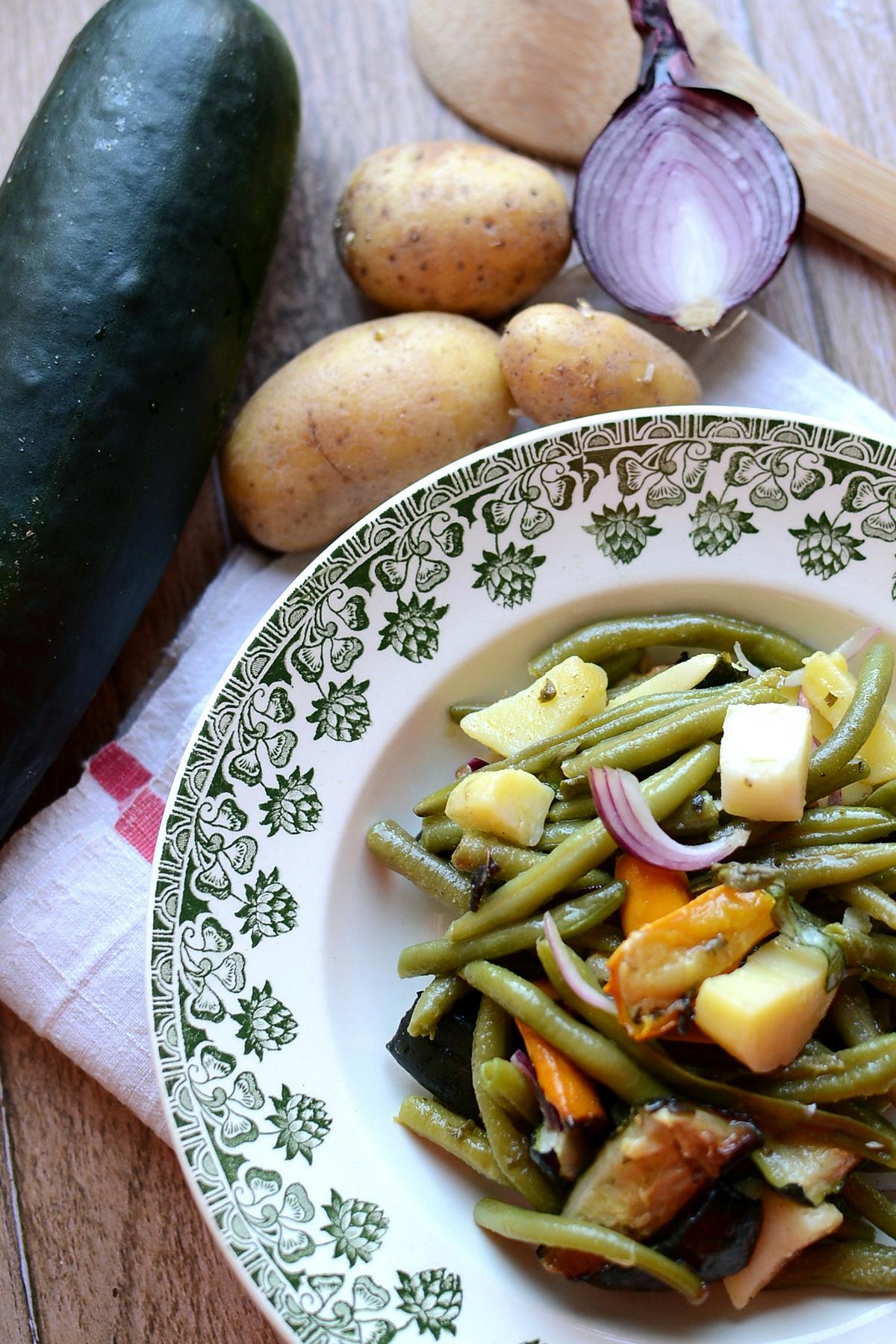 recette Salade pommes de terre courgette rôtie et haricots verts