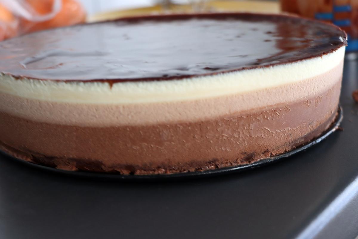 recette Entremets aux 3 chocolats sans croustillant praliner