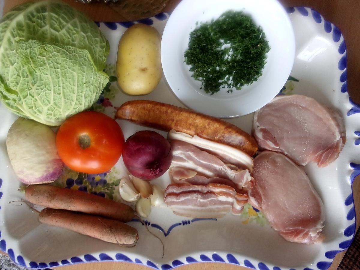 recette Chou vert.légumes.viandes de porc.