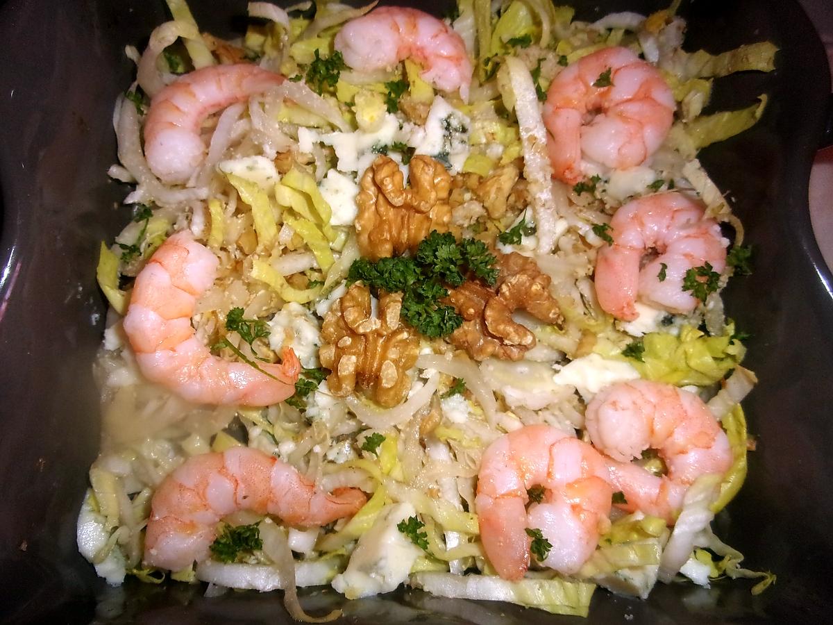 recette Salade d'endive.crevettes.roquefort et noix.