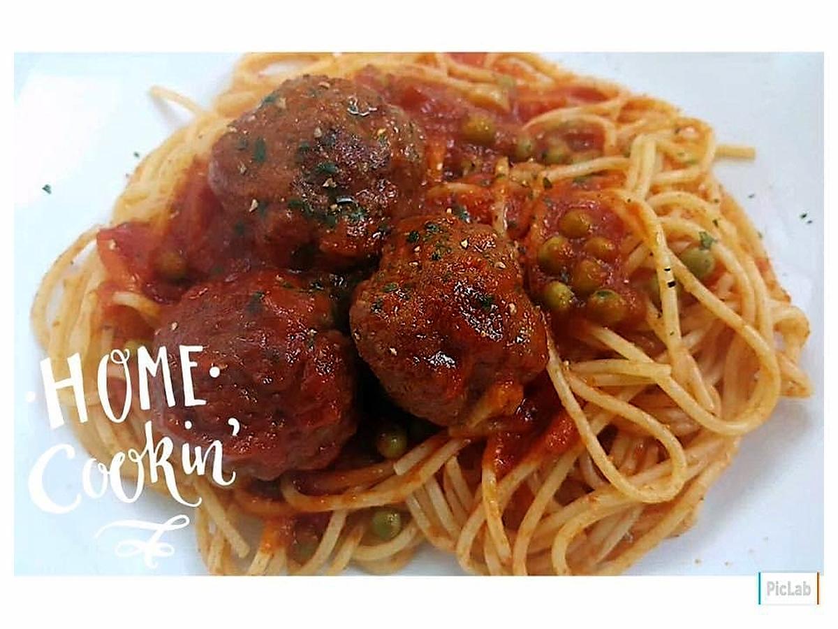 recette "Spag" et "guez" en sauce tomate et petits pois