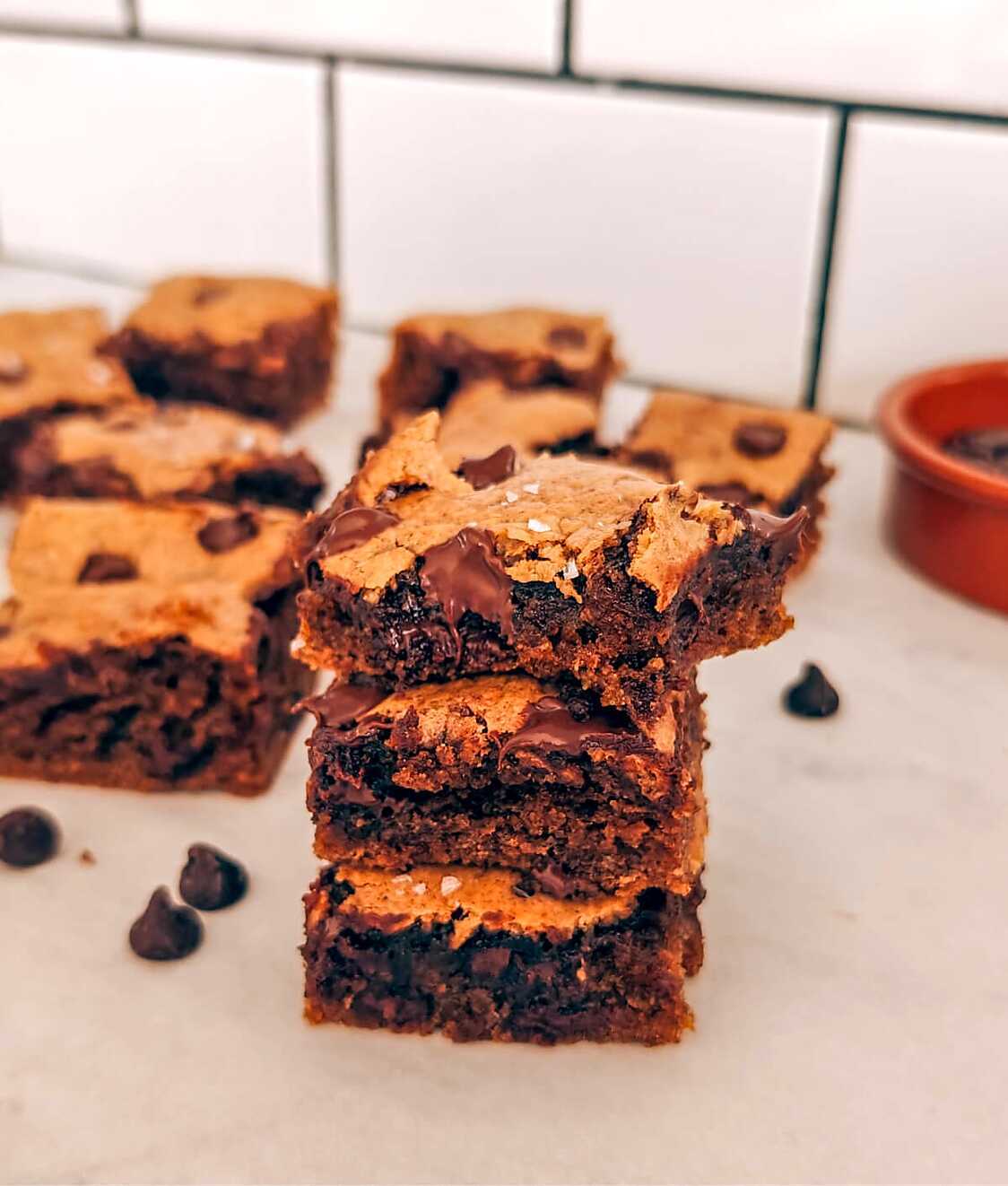 Blondies moelleux beurre d'amande et pépites de chocolat