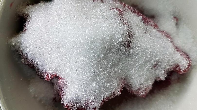 recette Bavarois aux fraises sur génoise et son miroir aux framboises