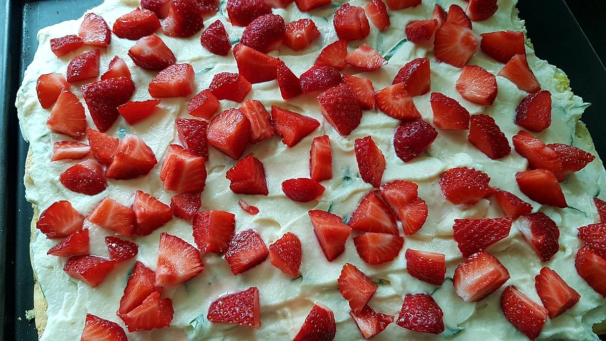 recette Gâteau roulé façon bûche Fraises/Basilic